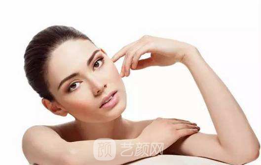 手臂吸脂，坐等夏天的到來